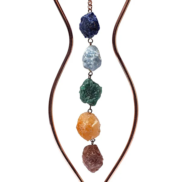 Raamhanger Maangodin & chakra stenen